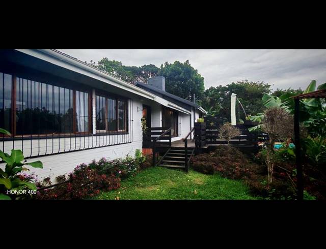 4 BEDROOM HOUSE FOR SALE IN UVONGO